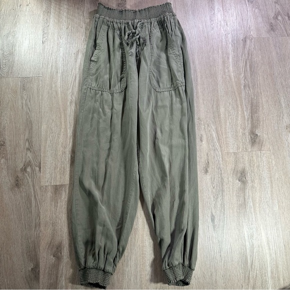 Love Tree Pants, Small, Green - Picture 1 of 6